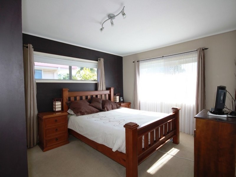 9 Baines Street, Kallangur QLD 4503