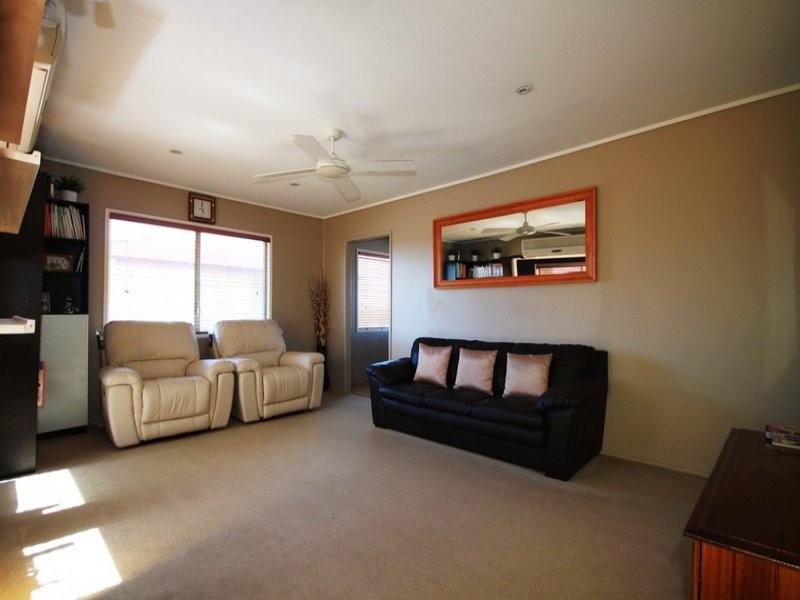 9 Baines Street, Kallangur QLD 4503