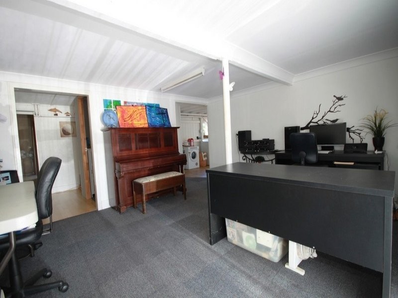 9 Baines Street, Kallangur QLD 4503