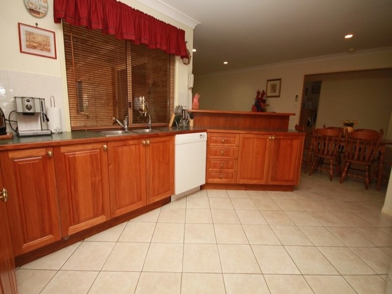 14 Surround Street, Dakabin QLD 4503