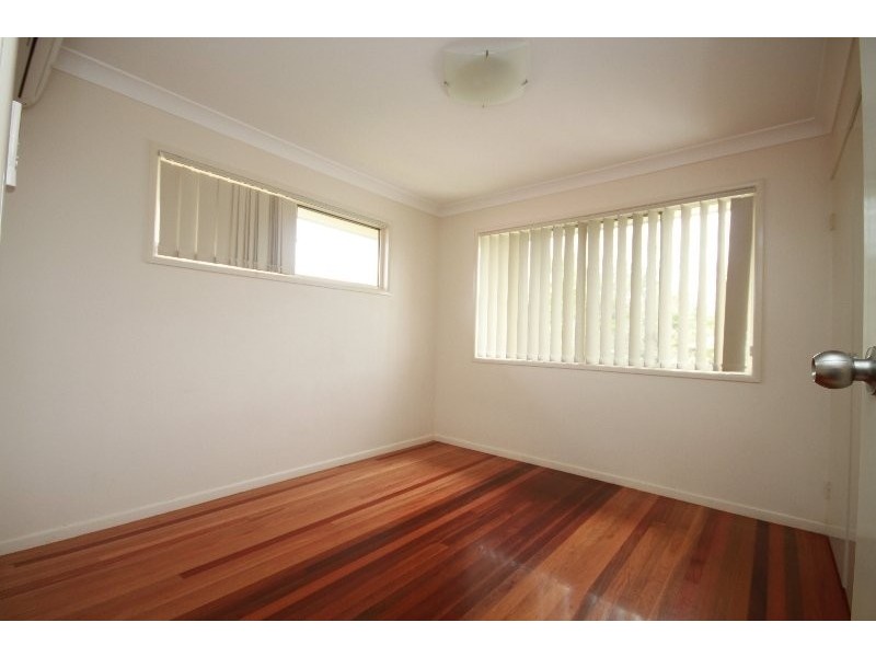 33 Beattie St, Kallangur QLD 4503