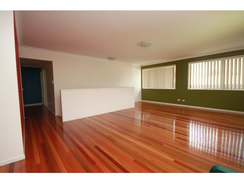 33 Beattie St, Kallangur QLD 4503