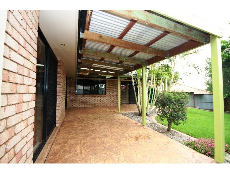 5 Taksan, Dakabin QLD 4503
