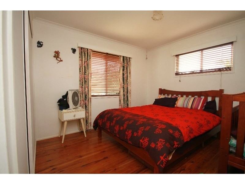 29 Leis Rd, Kallangur QLD 4503