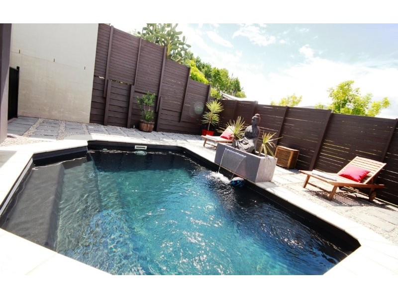 15 Lilly Crescent, Kallangur QLD 4503