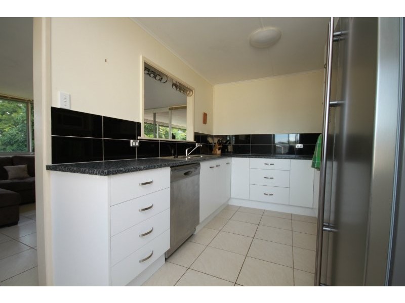 3 Loowa Street, Kallangur QLD 4503