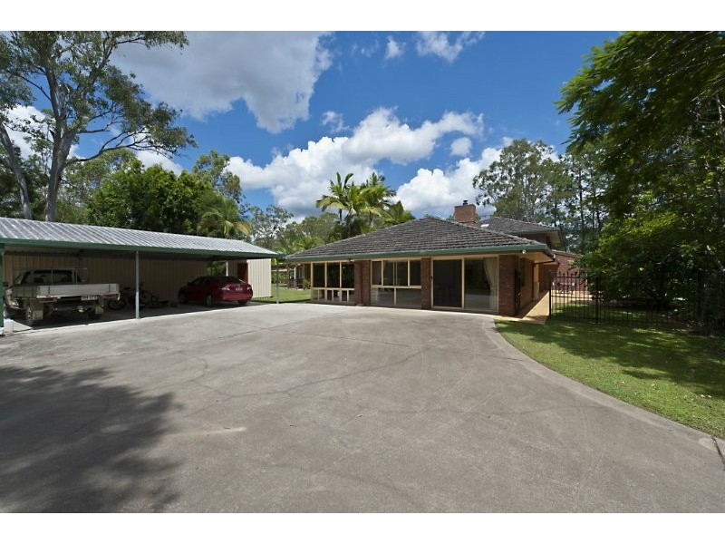 105 Todds Road, Lawnton QLD 4501