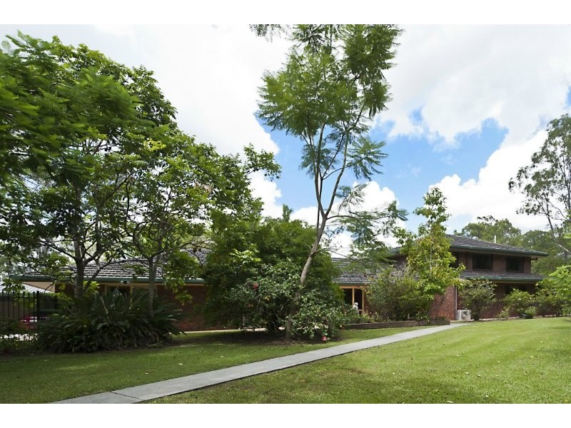 105 Todds Road, Lawnton QLD 4501