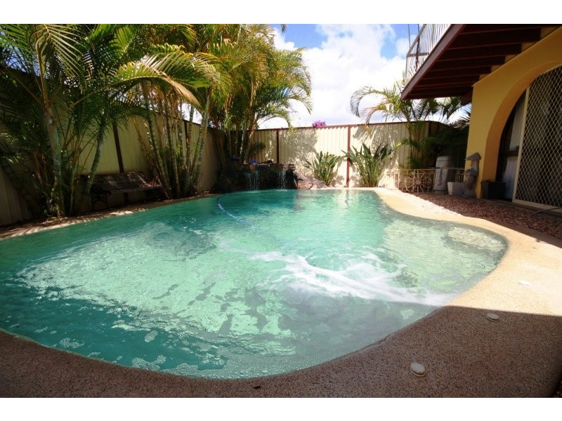 68 Wattle Street, Kallangur QLD 4503