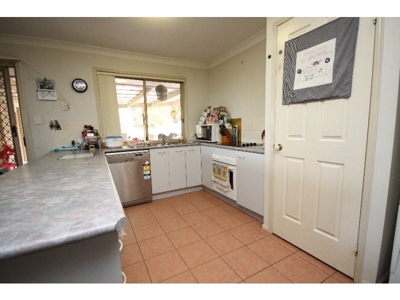 14 Emperor Court, Kallangur QLD 4503