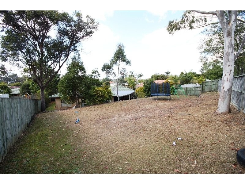 14 Emperor Court, Kallangur QLD 4503