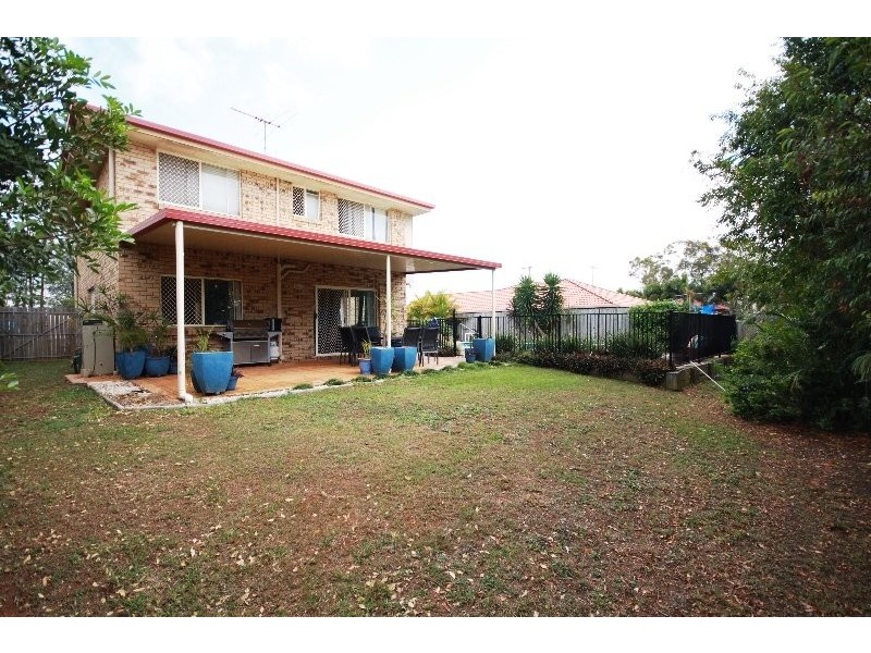 96 Sheaves Rd, Kallangur QLD 4503