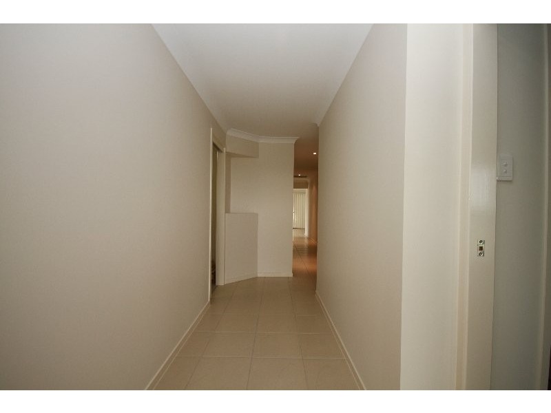 34 Caspian Parade, Warner QLD 4500