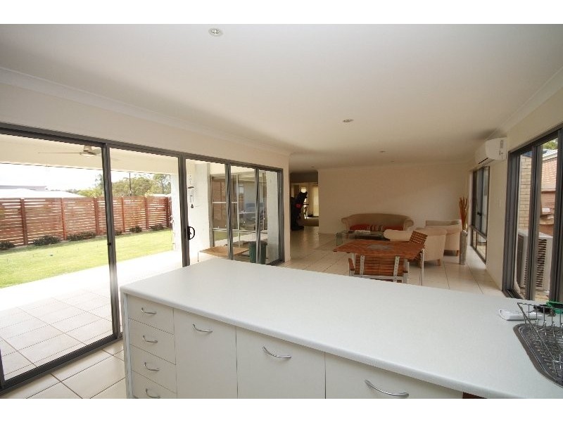 1 Jowara St, Kallangur QLD 4503