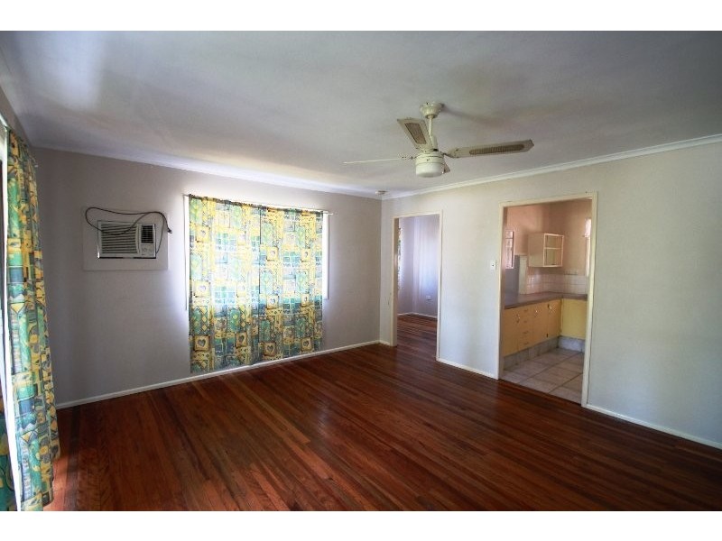 9 Narangba Road, Kallangur QLD 4503