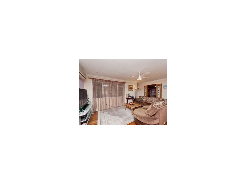16 Shelley St, Strathpine QLD 4500