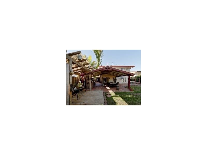 16 Shelley St, Strathpine QLD 4500