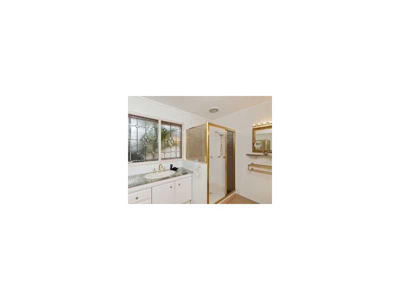16 Shelley St, Strathpine QLD 4500