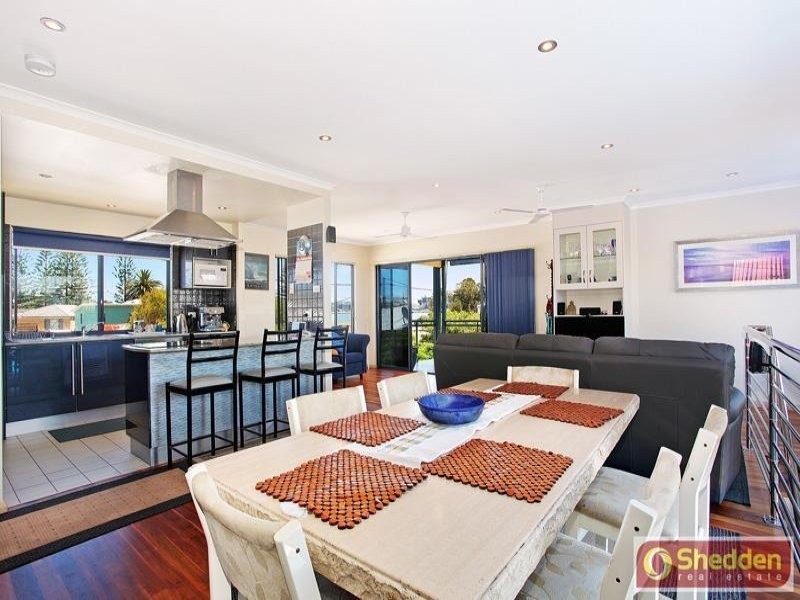 19 Fullerton Street, Stockton NSW 2295