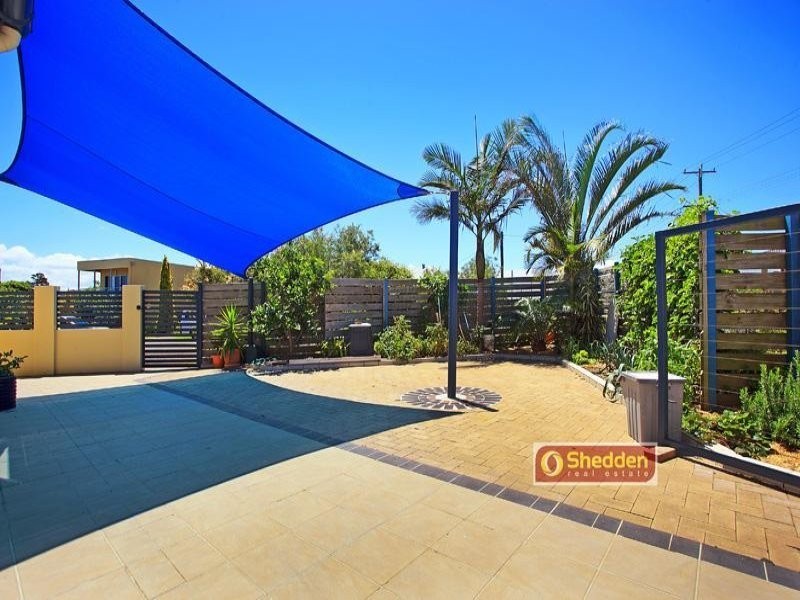 19 Fullerton Street, Stockton NSW 2295