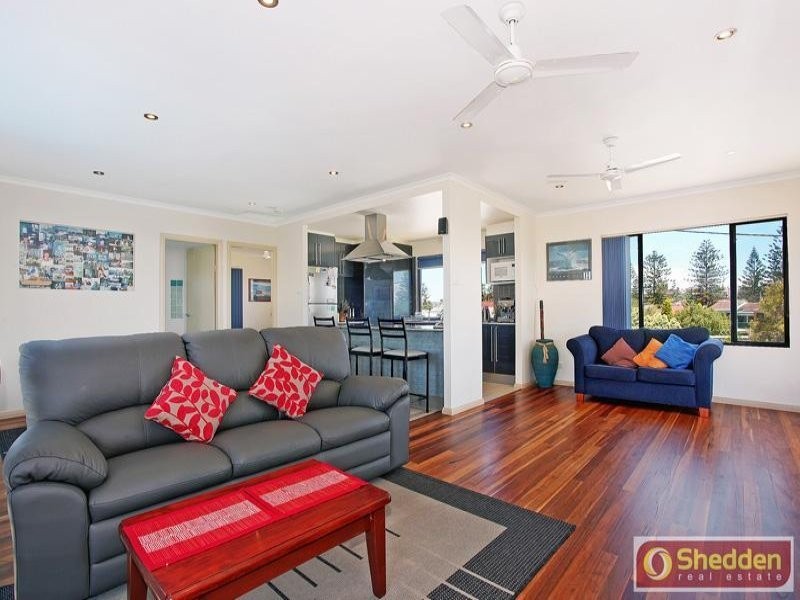 19 Fullerton Street, Stockton NSW 2295