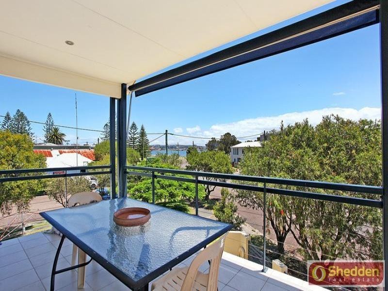 19 Fullerton Street, Stockton NSW 2295