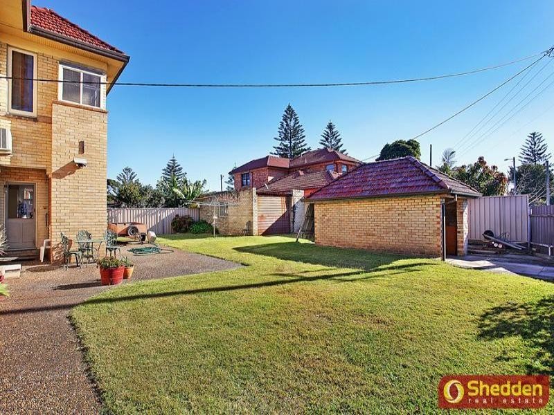 Hamilton East NSW 2303