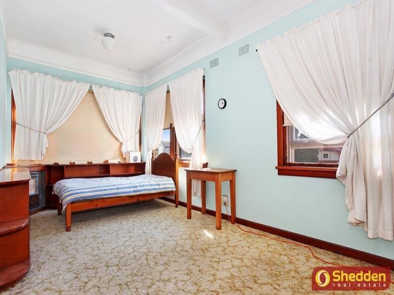 Hamilton East NSW 2303