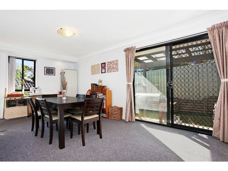 2/47a Auklet Road, Mount Hutton NSW 2290