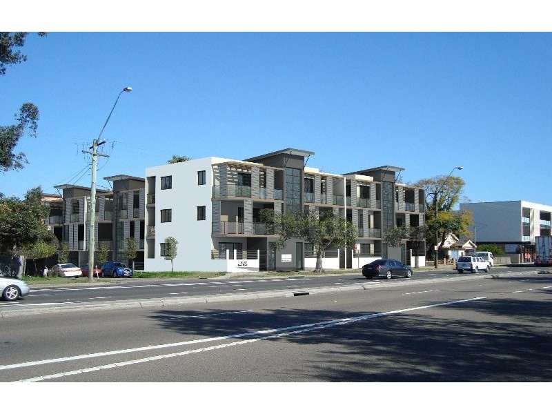 30-32 Briens Rd, Northmead NSW 2152