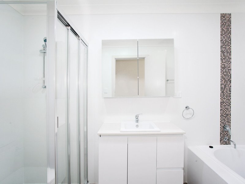 18A Balmoral Rd, Northmead NSW 2152