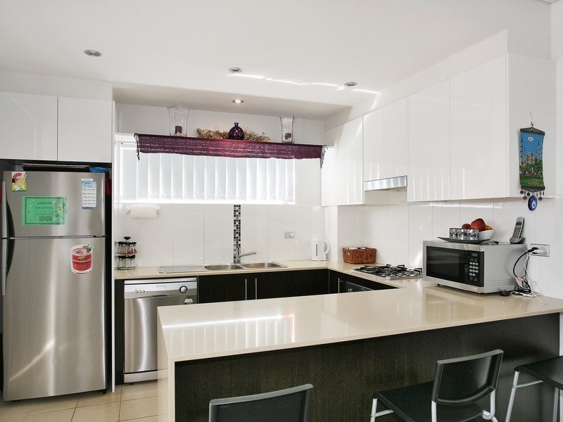 40/28 Brickworks Drive, Holroyd NSW 2142