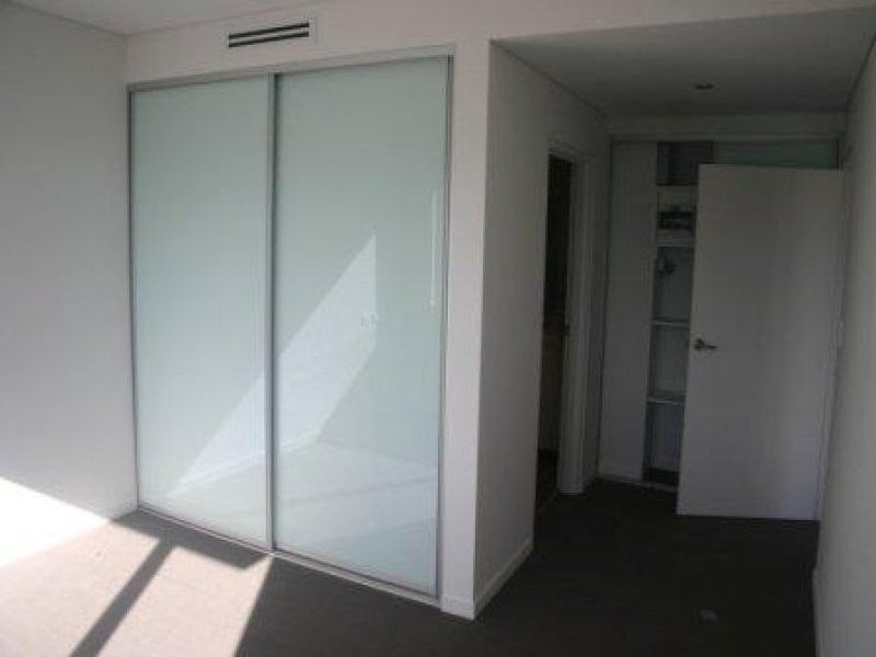 8/2-8 Broadoaks Street, Ermington NSW 2115