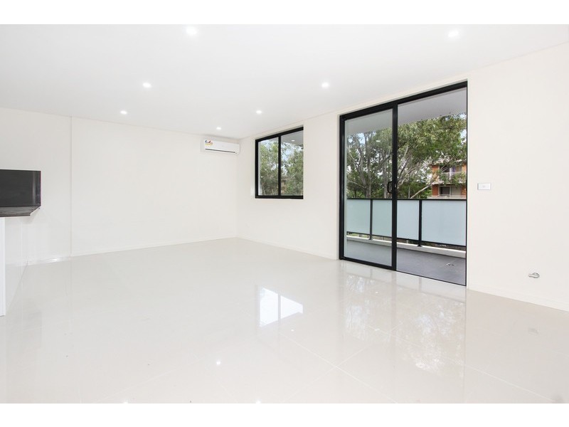 232 Targo Road, Toongabbie NSW 2146