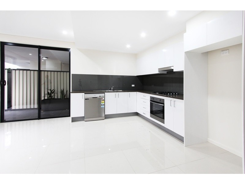 21/232 Targo Road, Toongabbie NSW 2146