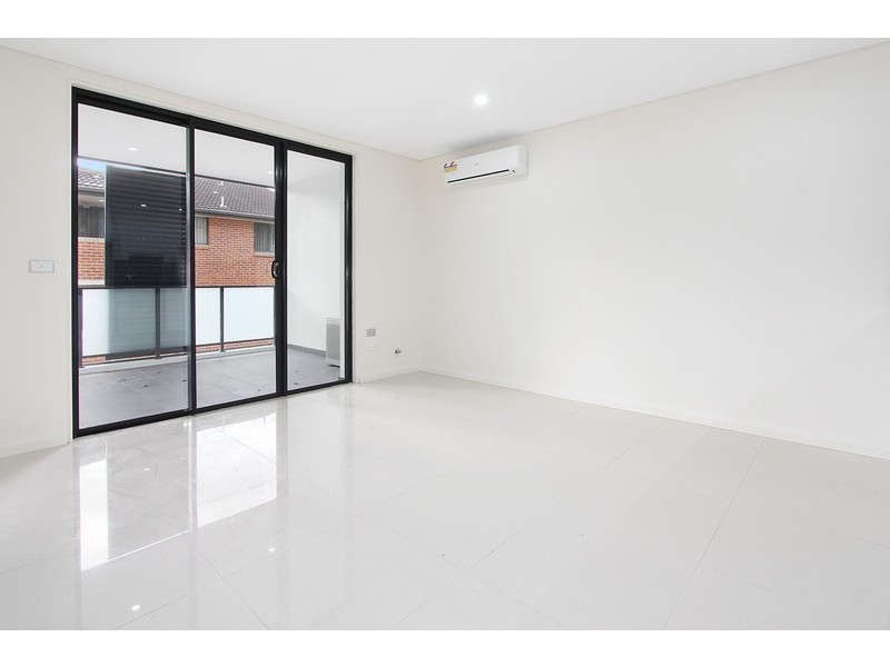 23/232 Targo Road, Toongabbie NSW 2146