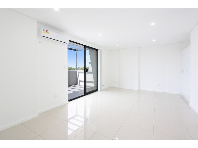 2/14-15 Junia Street, Toongabbie NSW 2146