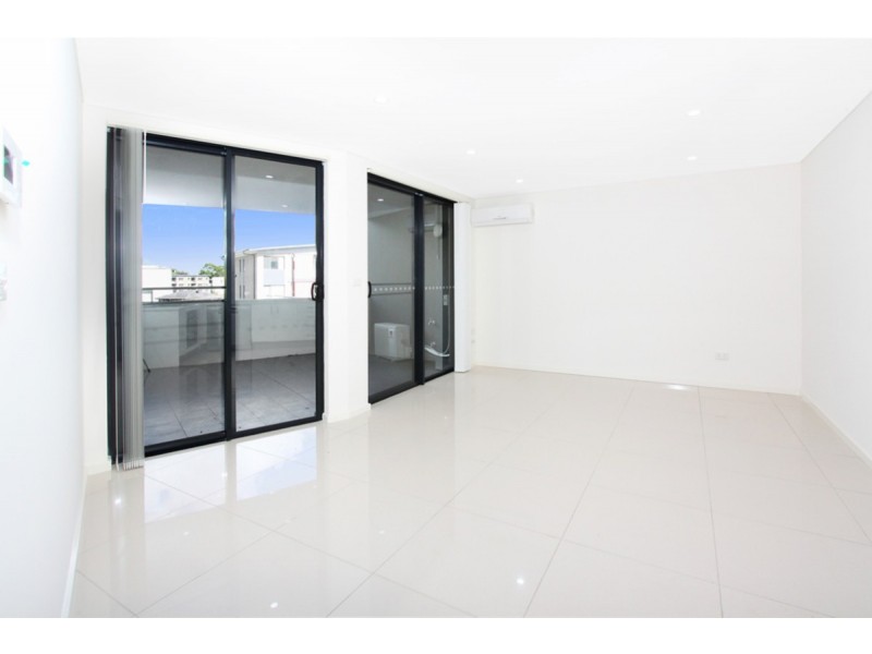 19/8-12 Linden Street, Toongabbie NSW 2146