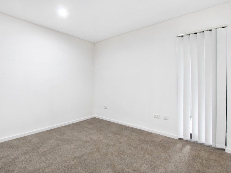 17/8-12 Linden Street, Toongabbie NSW 2146