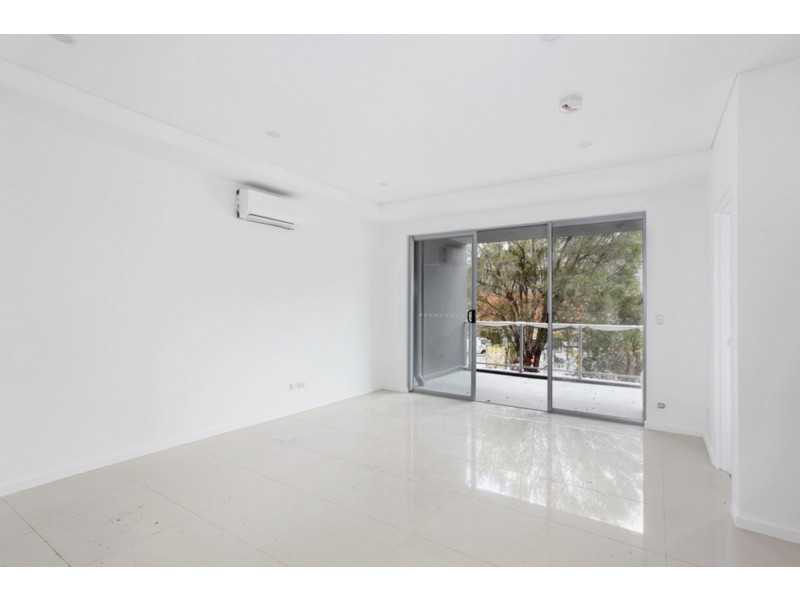 G03/11-13 Junia Avenue, Toongabbie NSW 2146