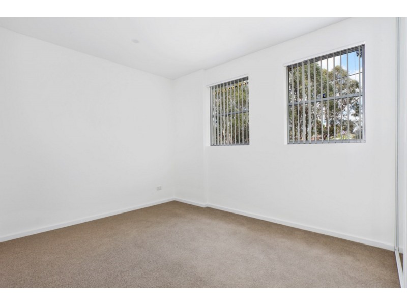 G03/11-13 Junia Avenue, Toongabbie NSW 2146