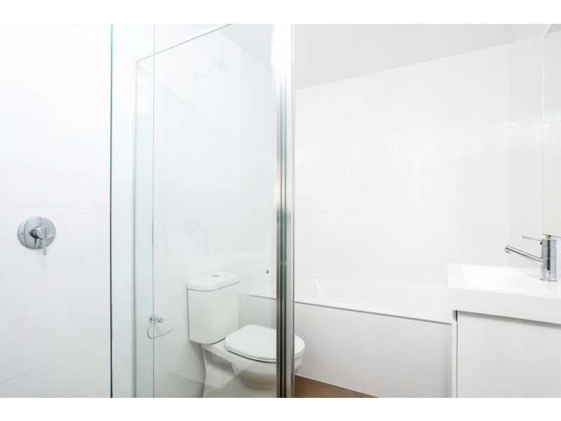 G03/11-13 Junia Avenue, Toongabbie NSW 2146