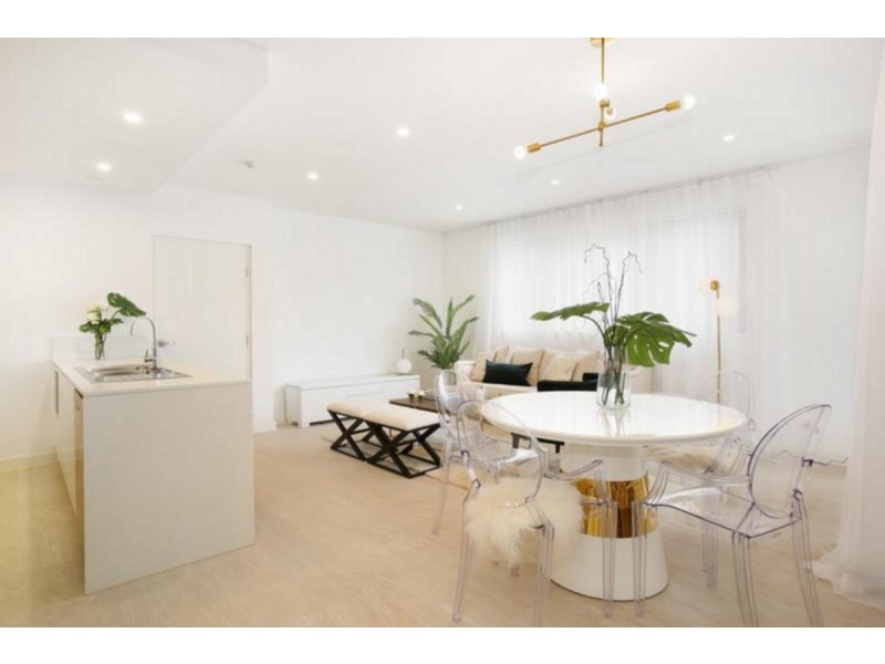 1/158-160 Great Western Highway, Mays Hill NSW 2145