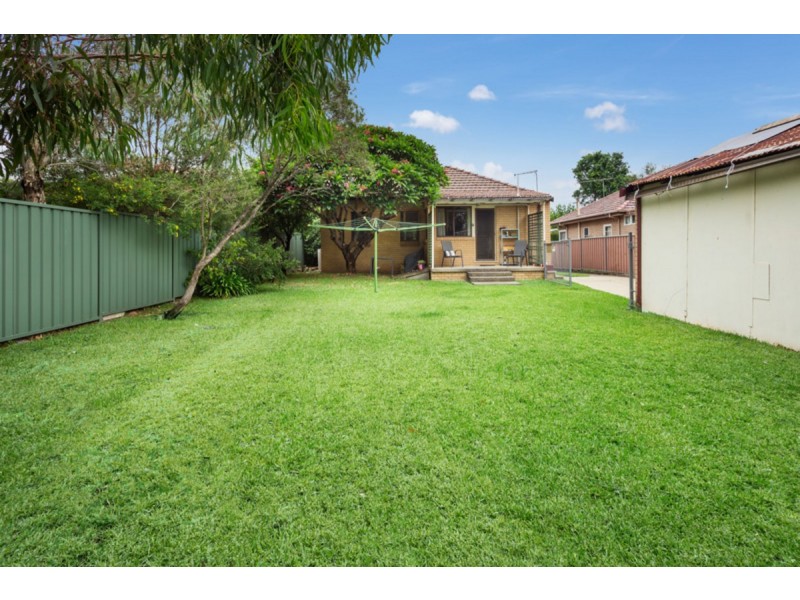 7 Burlington Street, Northmead NSW 2152