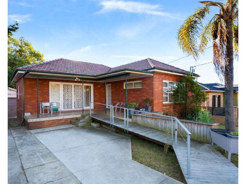 23 Chamberlain Road, Guildford NSW 2161