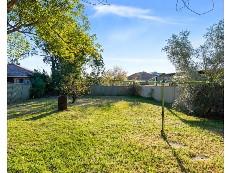 23 Chamberlain Road, Guildford NSW 2161