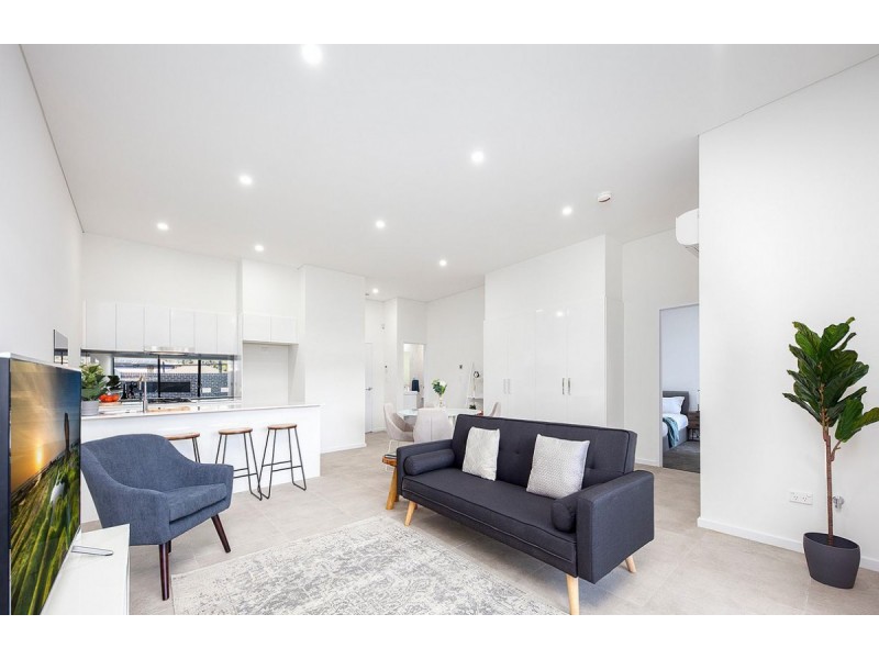 2 Pendle Way, Pendle Hill NSW 2145