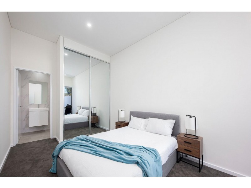 2 Pendle Way, Pendle Hill NSW 2145