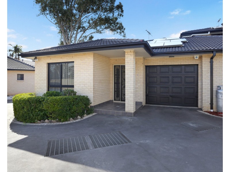 2/2 Mifsud Street, Girraween NSW 2145