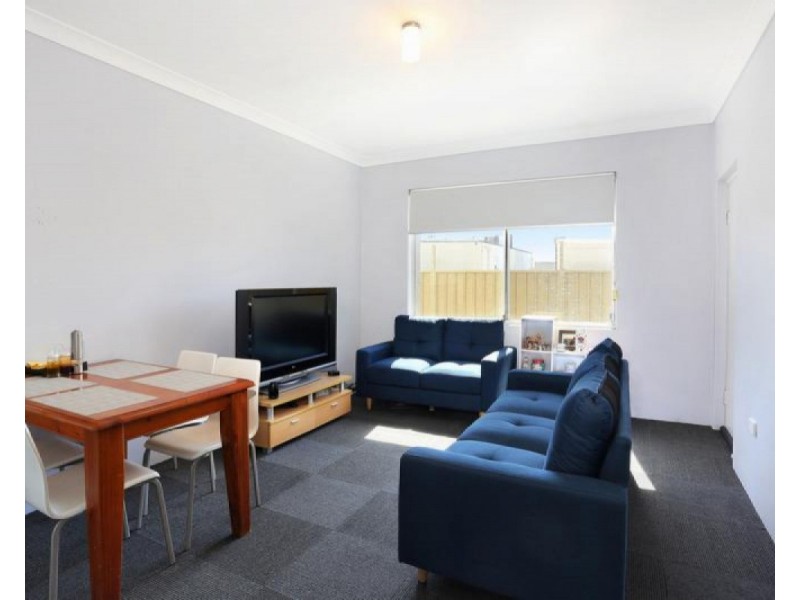 1/25 Arthur Street, Merrylands NSW 2160